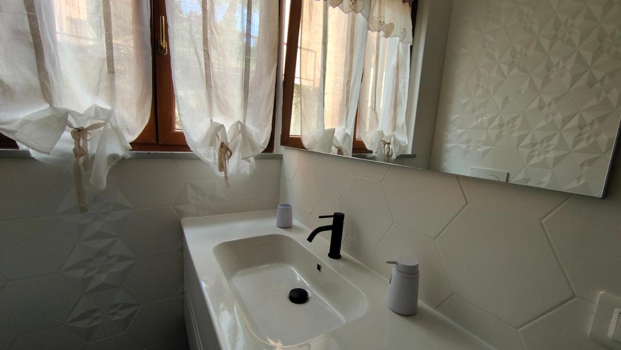 莱里奇La Casa Fra Gli Ulivi公寓 外观 照片