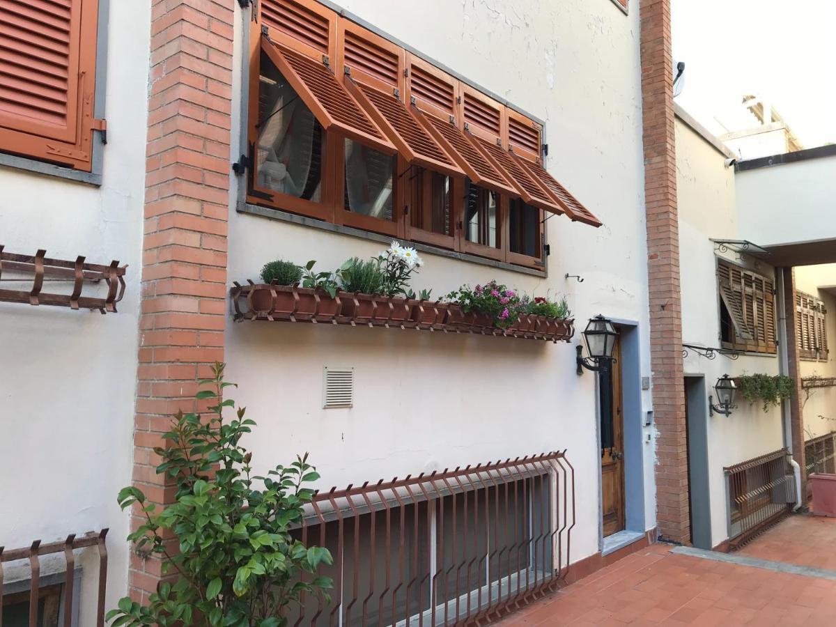 莱里奇La Casa Fra Gli Ulivi公寓 外观 照片