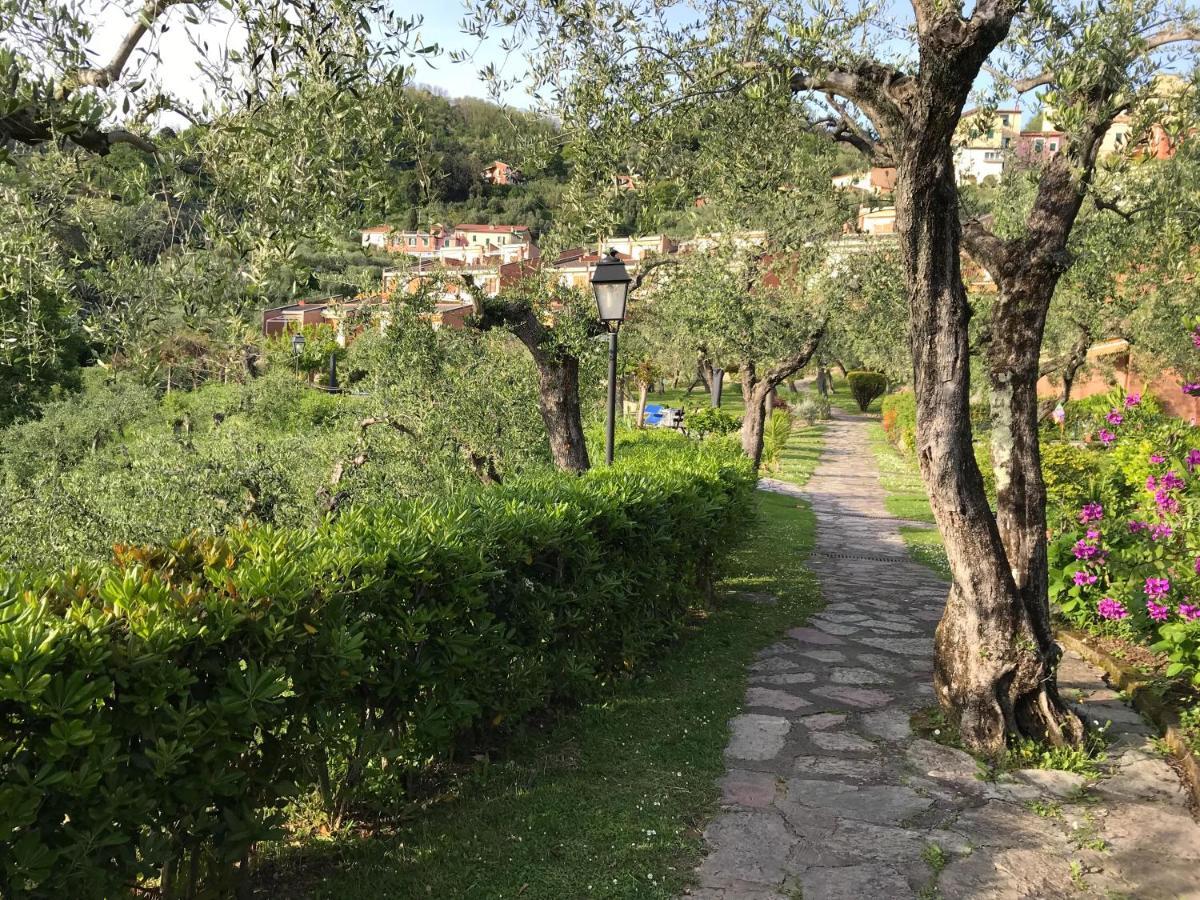 莱里奇La Casa Fra Gli Ulivi公寓 外观 照片