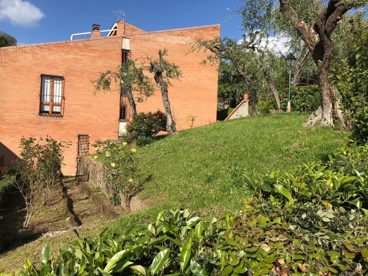 莱里奇La Casa Fra Gli Ulivi公寓 外观 照片